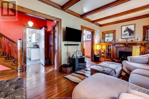 858 Chilver Road, Windsor, ON - Indoor Photo Showing Living Room With Fireplace