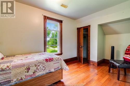 1612 County Rd 8, Leamington, ON - Indoor Photo Showing Bedroom