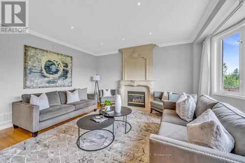 60 Vitlor Drive, Richmond Hill (Oak Ridges), ON - Indoor Photo Showing Living Room With Fireplace