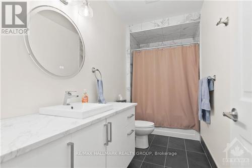 258,260,262,264 Bronson Avenue, Ottawa, ON - Indoor Photo Showing Bathroom