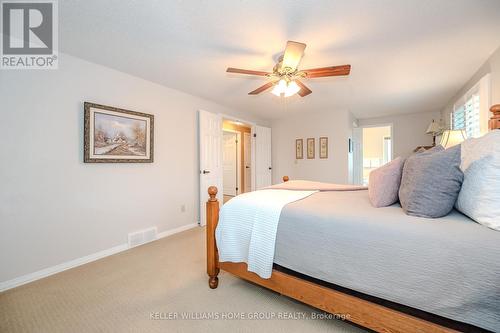 15 Wiltshire Place, Guelph, ON - Indoor Photo Showing Bedroom