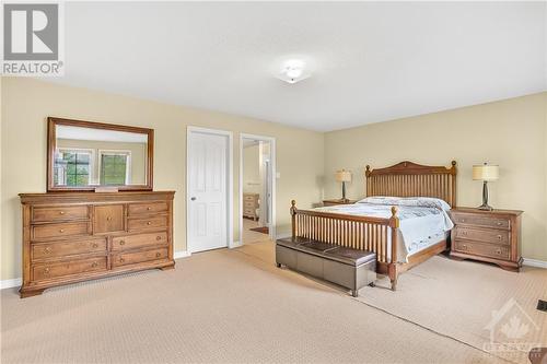 66 Woliston Crescent, Ottawa, ON - Indoor Photo Showing Bedroom