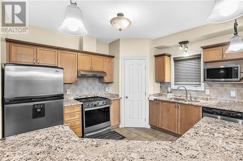 66 Woliston Crescent, Ottawa, ON - Indoor Photo Showing Kitchen With Double Sink