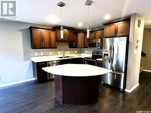 245 4002 Sandhill Crescent, Regina, SK - Indoor Photo Showing Kitchen