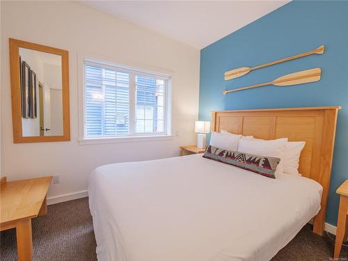 905-1971 Harbour Dr, Ucluelet, BC - Indoor Photo Showing Bedroom