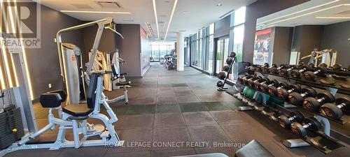 819 - 330 Richmond Street W, Toronto, ON - Indoor Photo Showing Gym Room