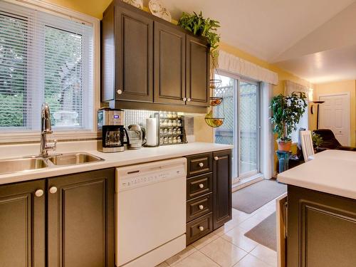 Cuisine - 4525 Rue De Cherbourg, Trois-Rivières, QC - Indoor Photo Showing Kitchen With Double Sink