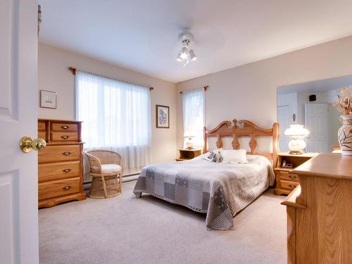 Master bedroom - 4525 Rue De Cherbourg, Trois-Rivières, QC - Indoor Photo Showing Bedroom