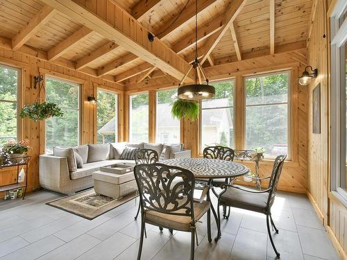 Veranda - 58 Rue Champêtre, Saint-Hippolyte, QC - Indoor Photo Showing Dining Room