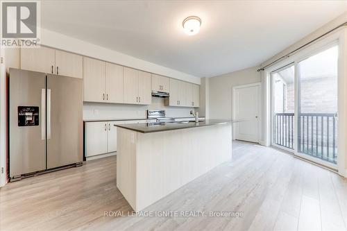 284 Noftall Gardens, Peterborough, ON - Indoor Photo Showing Kitchen With Double Sink