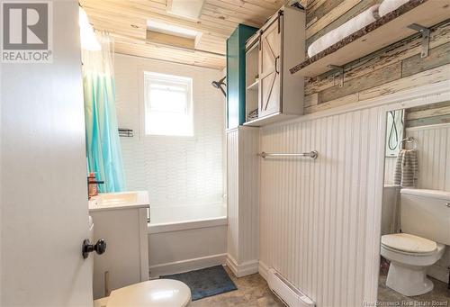 523 Gondola Point Road, Quispamsis, NB - Indoor Photo Showing Bathroom