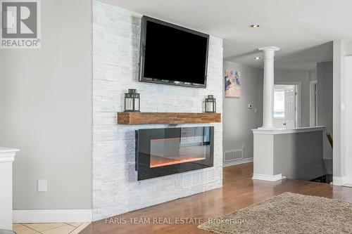 109 Ruffet Drive, Barrie (Edgehill Drive), ON - Indoor With Fireplace