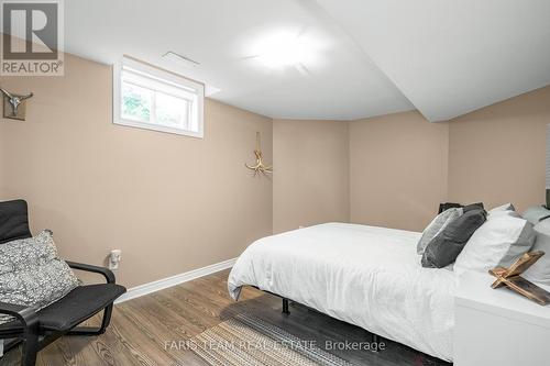 109 Ruffet Drive, Barrie (Edgehill Drive), ON - Indoor Photo Showing Bedroom