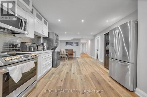 48 William Street, Toronto (Weston), ON - Indoor Photo Showing Kitchen With Upgraded Kitchen