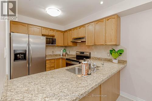 3120 Highbourne Crescent, Oakville (Palermo West), ON - Indoor Photo Showing Kitchen