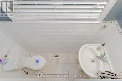 3120 Highbourne Crescent, Oakville, ON - Indoor Photo Showing Bathroom