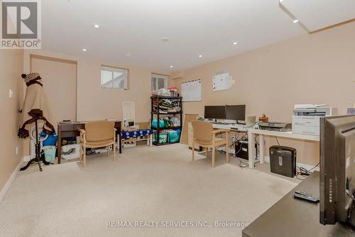 3120 Highbourne Crescent, Oakville, ON - Indoor