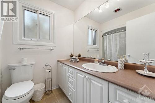 2210 Loyola Avenue Unit#38, Ottawa, ON - Indoor Photo Showing Bathroom