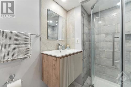 2210 Loyola Avenue Unit#38, Ottawa, ON - Indoor Photo Showing Bathroom