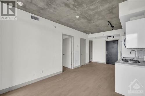 203 Catherine Street Unit#413, Ottawa, ON - Indoor