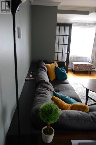 1 Calver Street, St. John'S, NL - Indoor Photo Showing Living Room