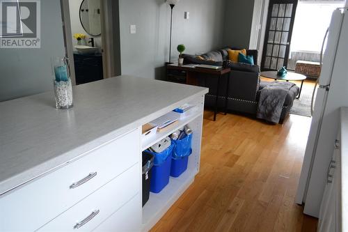 1 Calver Street, St. John'S, NL - Indoor Photo Showing Kitchen