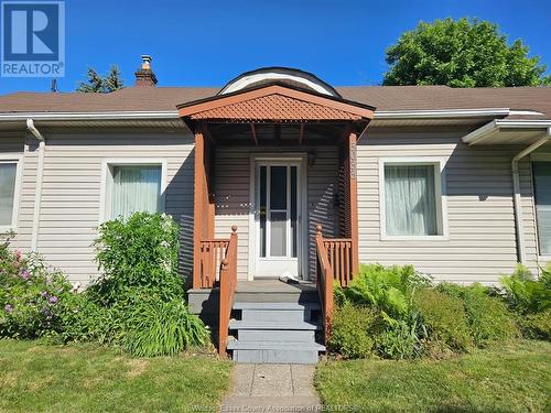 3033 Peter, Windsor, ON - Outdoor