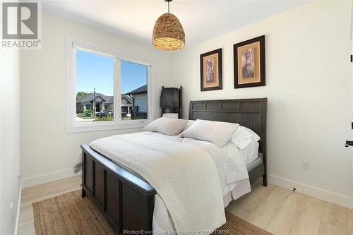 413 Pearson, Amherstburg, ON - Indoor Photo Showing Bedroom