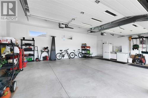 413 Pearson, Amherstburg, ON - Indoor Photo Showing Garage