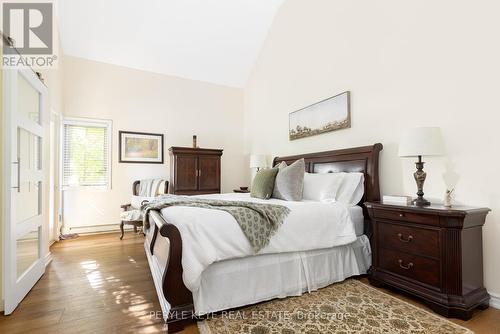 3 - 321 Grandview Hilltop Drive, Huntsville, ON - Indoor Photo Showing Bedroom