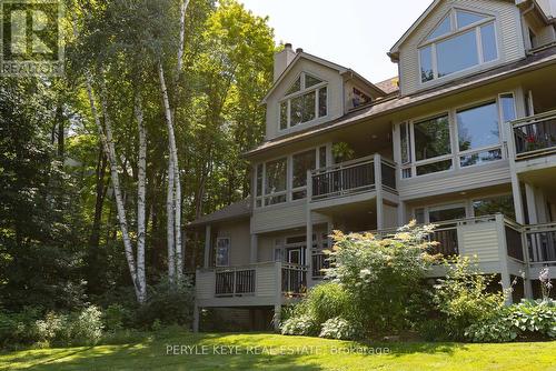 3 - 321 Grandview Hilltop Drive, Huntsville, ON - Outdoor With Balcony