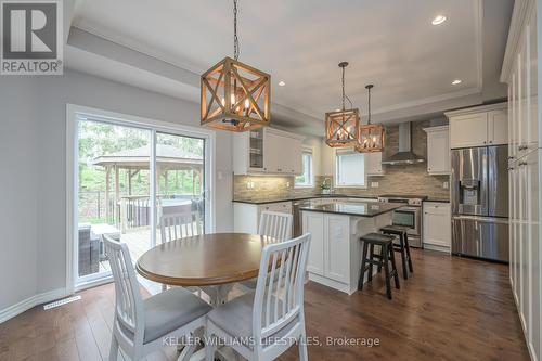 19 Caverhill Crescent, Middlesex Centre (Komoka), ON - Indoor Photo Showing Dining Room