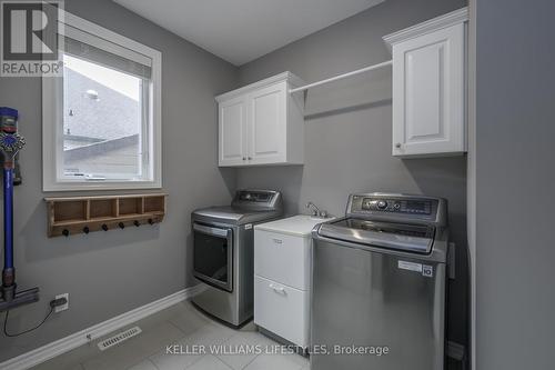 19 Caverhill Crescent, Middlesex Centre (Komoka), ON - Indoor Photo Showing Laundry Room