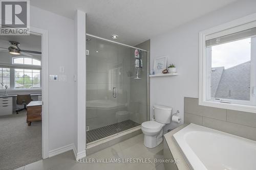 19 Caverhill Crescent, Middlesex Centre (Komoka), ON - Indoor Photo Showing Bathroom