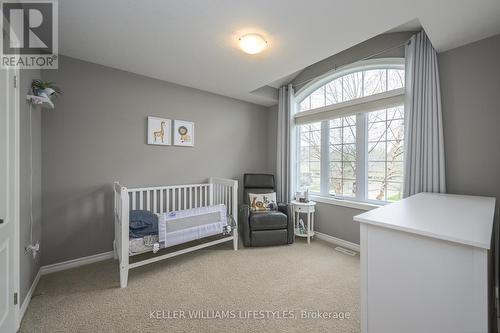 19 Caverhill Crescent, Middlesex Centre (Komoka), ON - Indoor Photo Showing Bedroom