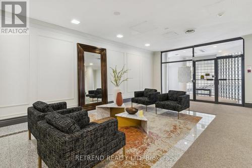 1013 - 7 Bishop Avenue, Toronto (Newtonbrook East), ON - Indoor Photo Showing Living Room