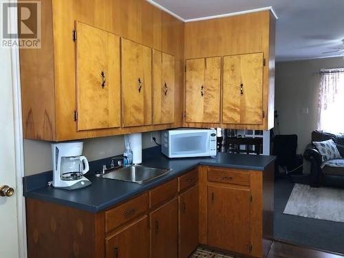 1 Fillatre'S Lane, St. George'S, NL - Indoor Photo Showing Kitchen