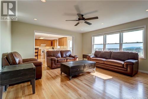 57 Leo Avenue, Sussex, NB - Indoor Photo Showing Living Room