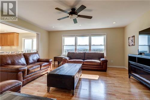 57 Leo Avenue, Sussex, NB - Indoor Photo Showing Living Room