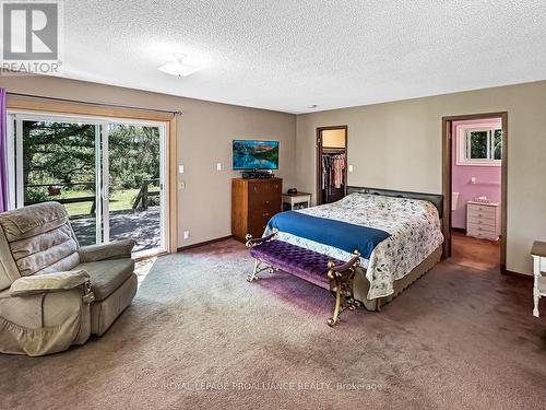 9 Mackenzie Road, Quinte West, ON - Indoor Photo Showing Bedroom