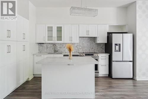 Th5 - 33 Singer Court, Toronto (Don Valley Village), ON - Indoor Photo Showing Kitchen With Upgraded Kitchen