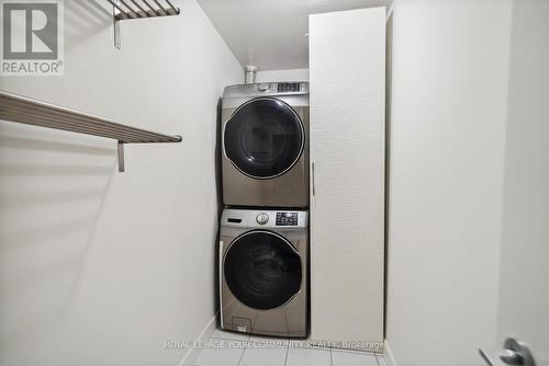 Th5 - 33 Singer Court, Toronto (Don Valley Village), ON - Indoor Photo Showing Laundry Room