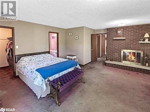 9 Mackenzie Road, Quinte West, ON - Indoor Photo Showing Bedroom