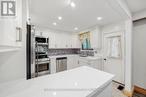 27 Bernick Drive, Barrie (Grove East), ON - Indoor Photo Showing Kitchen With Upgraded Kitchen