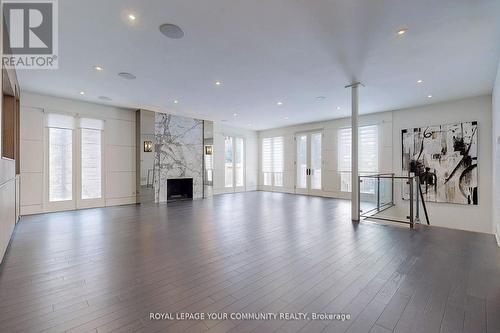 18 Forest Hill Road, Toronto (Forest Hill South), ON - Indoor Photo Showing Living Room With Fireplace