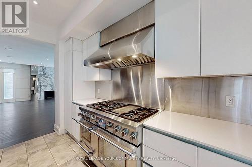 18 Forest Hill Road, Toronto (Forest Hill South), ON - Indoor Photo Showing Kitchen