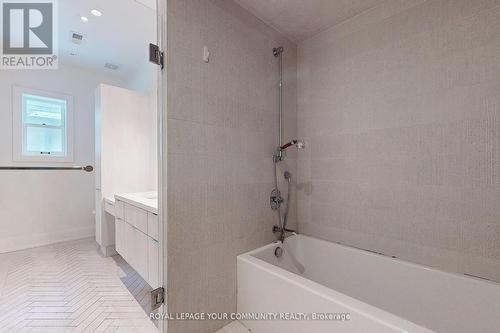 18 Forest Hill Road, Toronto (Forest Hill South), ON - Indoor Photo Showing Bathroom