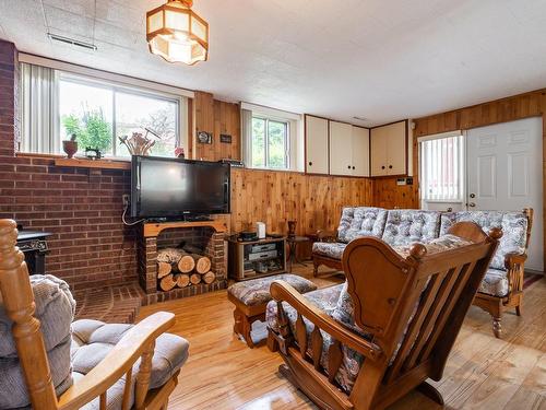 Salle familiale - 1177 Boul. Des Ormeaux, Longueuil (Le Vieux-Longueuil), QC - Indoor Photo Showing Living Room