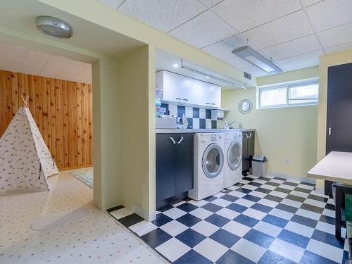 Sous-sol - 7820 Rue Nadeau, Brossard, QC - Indoor Photo Showing Laundry Room