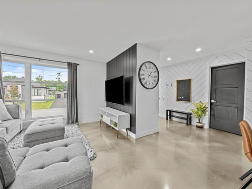 Living room - 116Z  - 118Z 117E Avenue, Drummondville, QC - Indoor Photo Showing Living Room